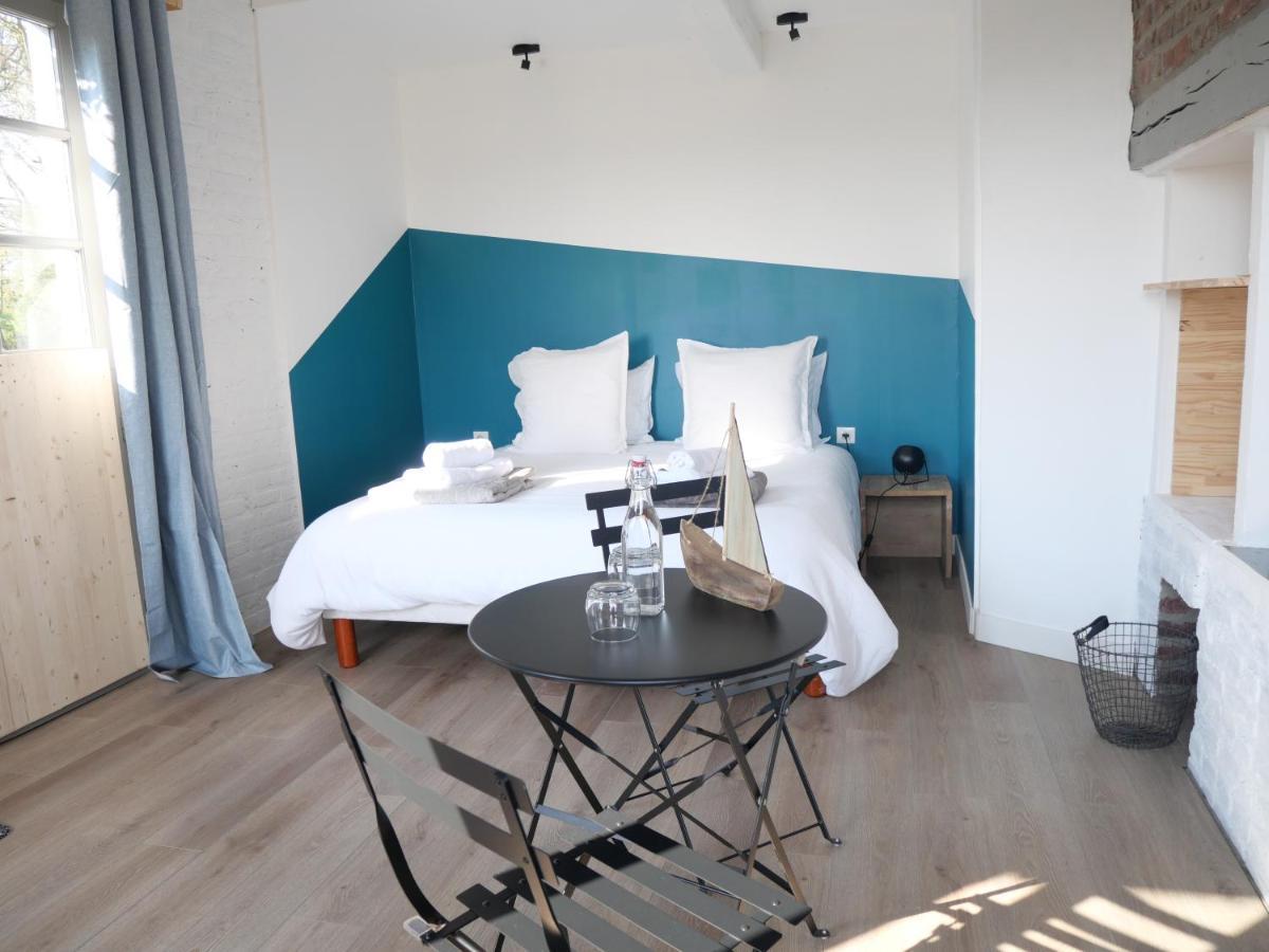 Chambres D'Hotes Et Gite De La Vieille Ecluse カン エクステリア 写真